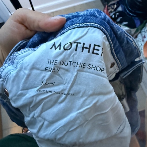 Mother Dutchie Fray Running With Scissors Denim Shorts - Picture 5 of 6